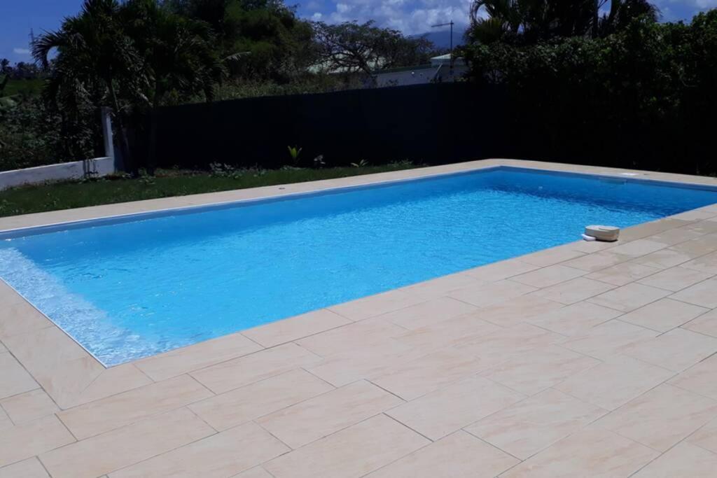 F2 Zen & Green - Piscine Et Confort Baie-Mahault Dış mekan fotoğraf